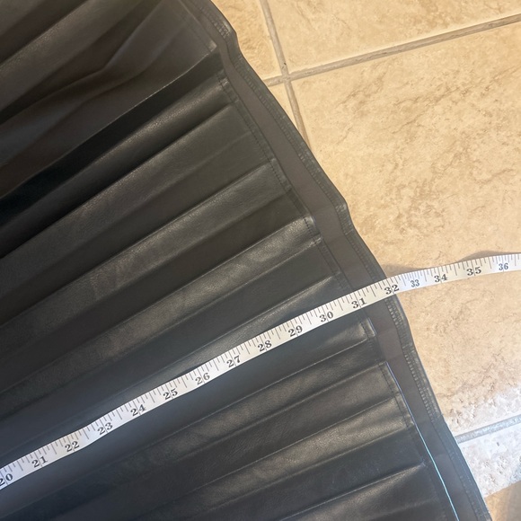 Fashion Nova Pleated Faux Leather Black Skirt - Picture 3 of 4